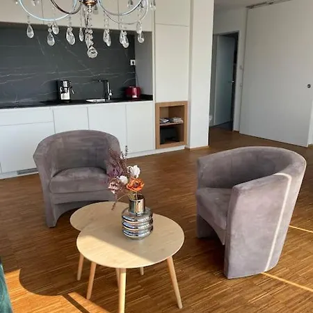 Apartment Penthouse-wohnung Mit Flussblick Oldenburg